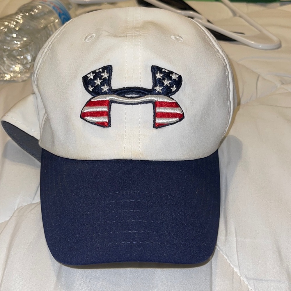 Womens underarmor hat